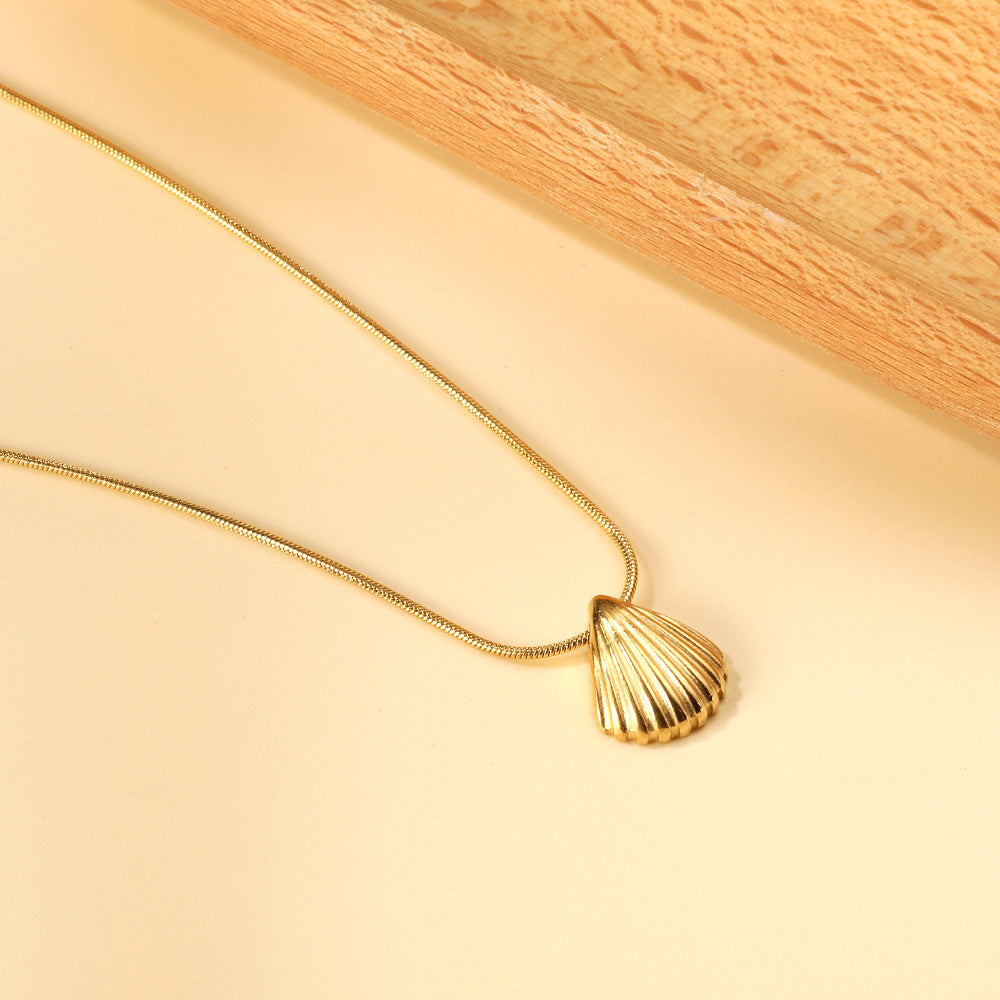 The Rosalie Necklace