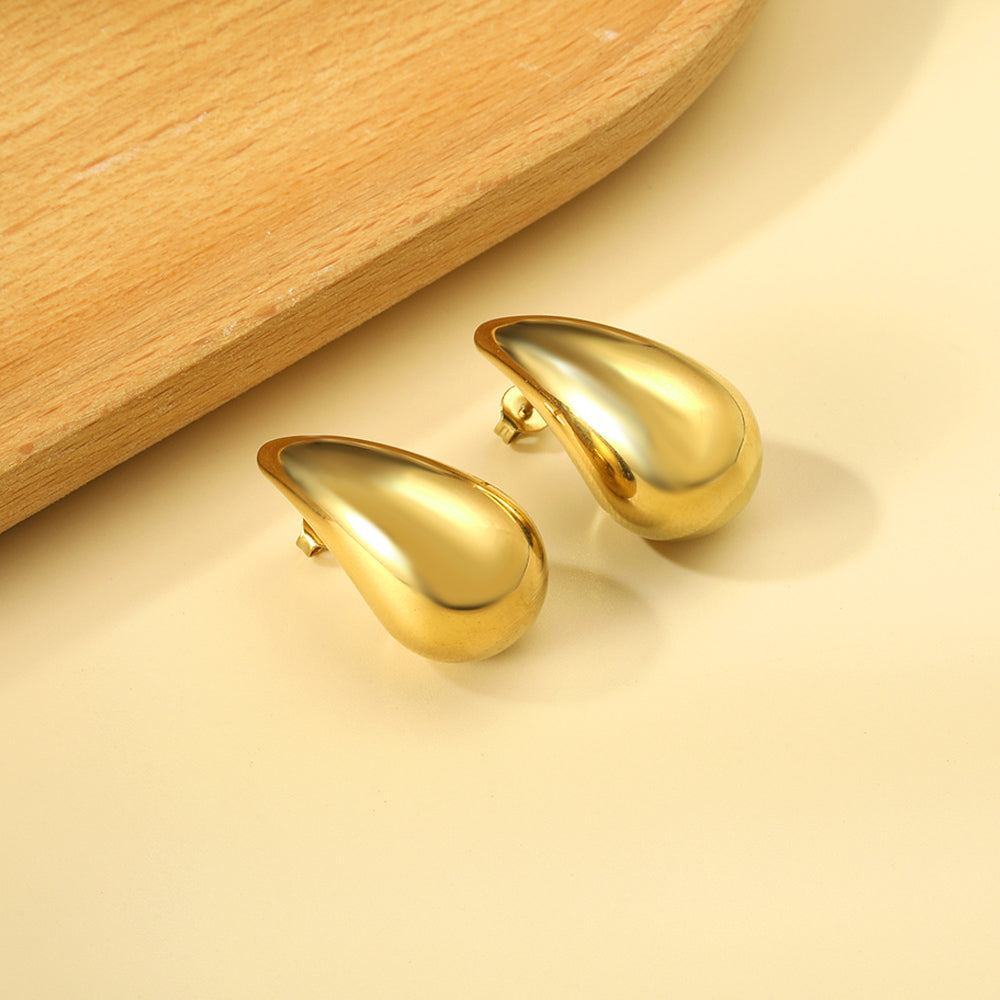 The Aurelia Studs